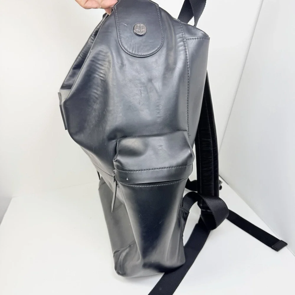HUNTER Original Topclip Rubberized Leather Backpack Water Resistant Black 11L